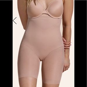 Honeylove The Super Power Short